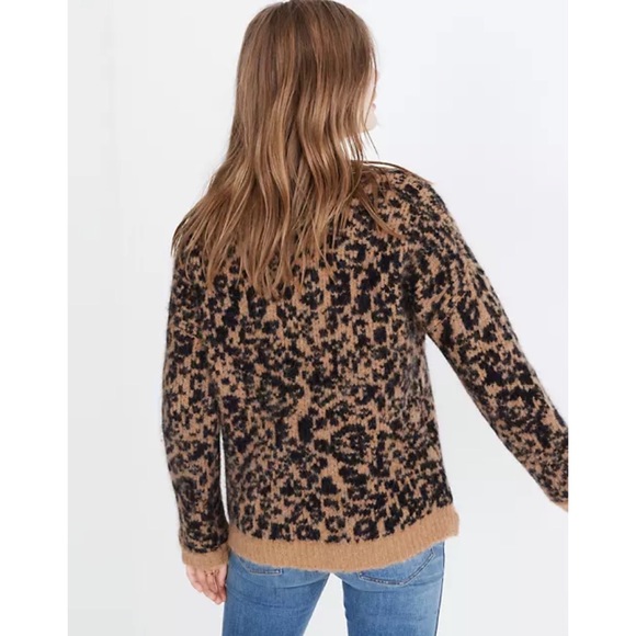 Madewell Crewneck Pullover Sweater in Leopard - Picture 3 of 7